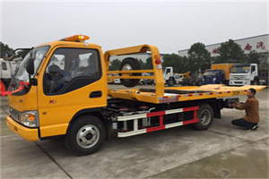 土默特右旗哪里有拖车服务